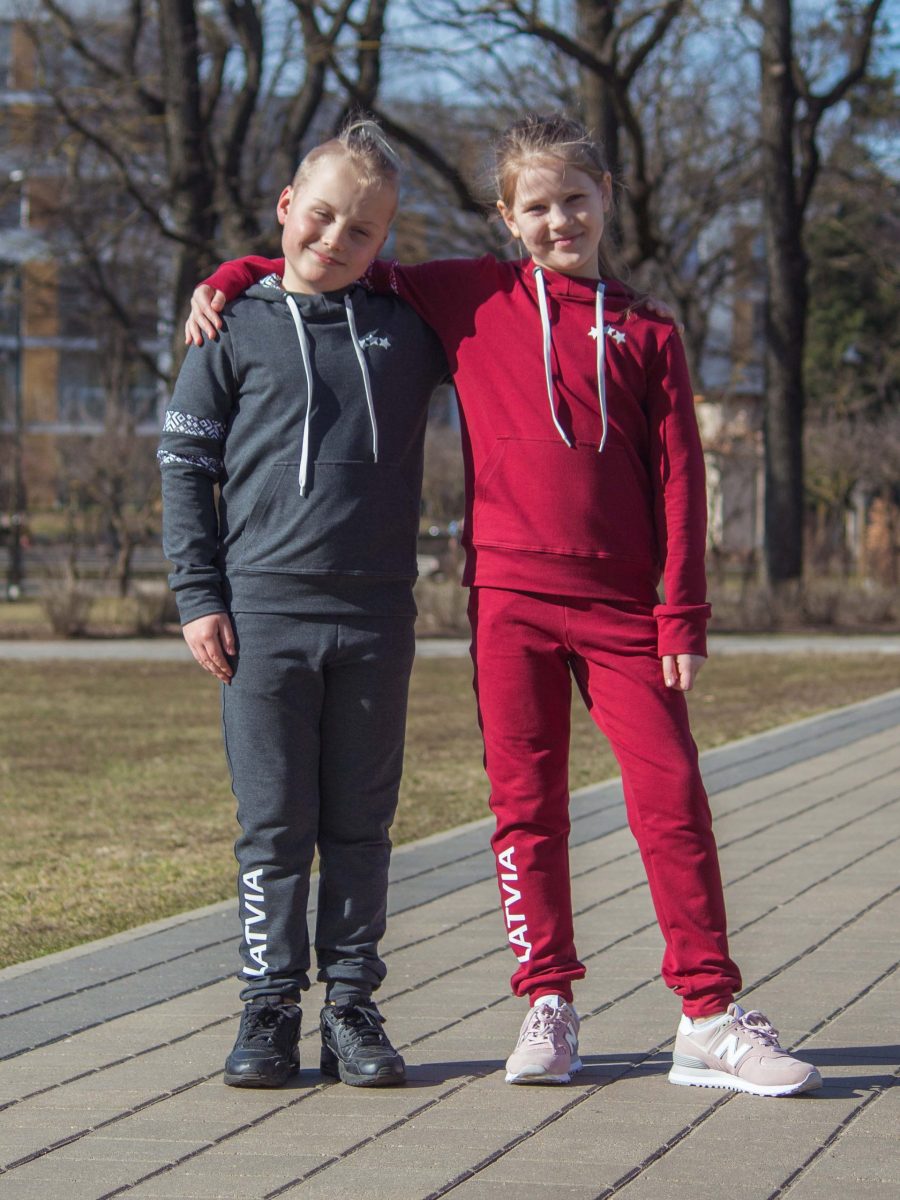 ESTRADA sporta bikses "Latvia" meitenēm