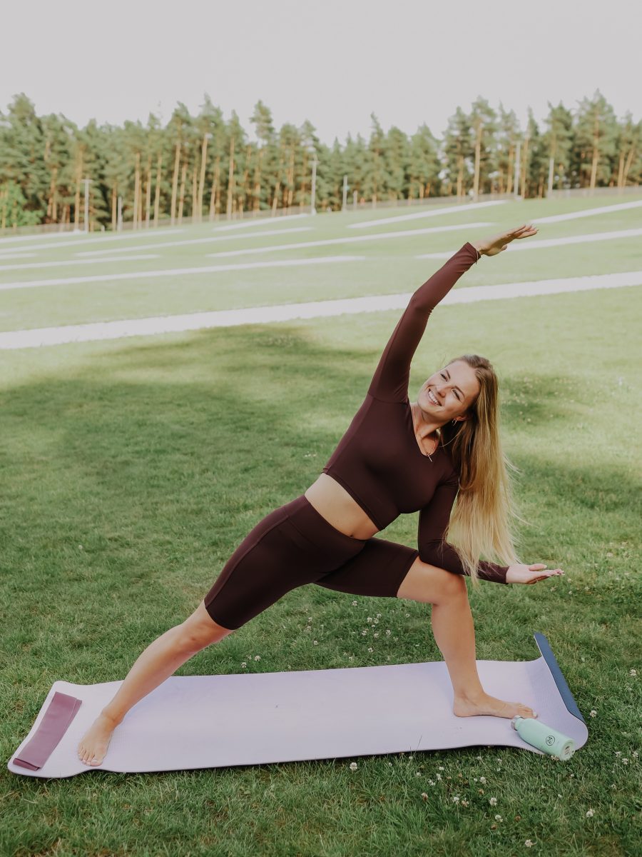 Yoga-sportswear-for-summer